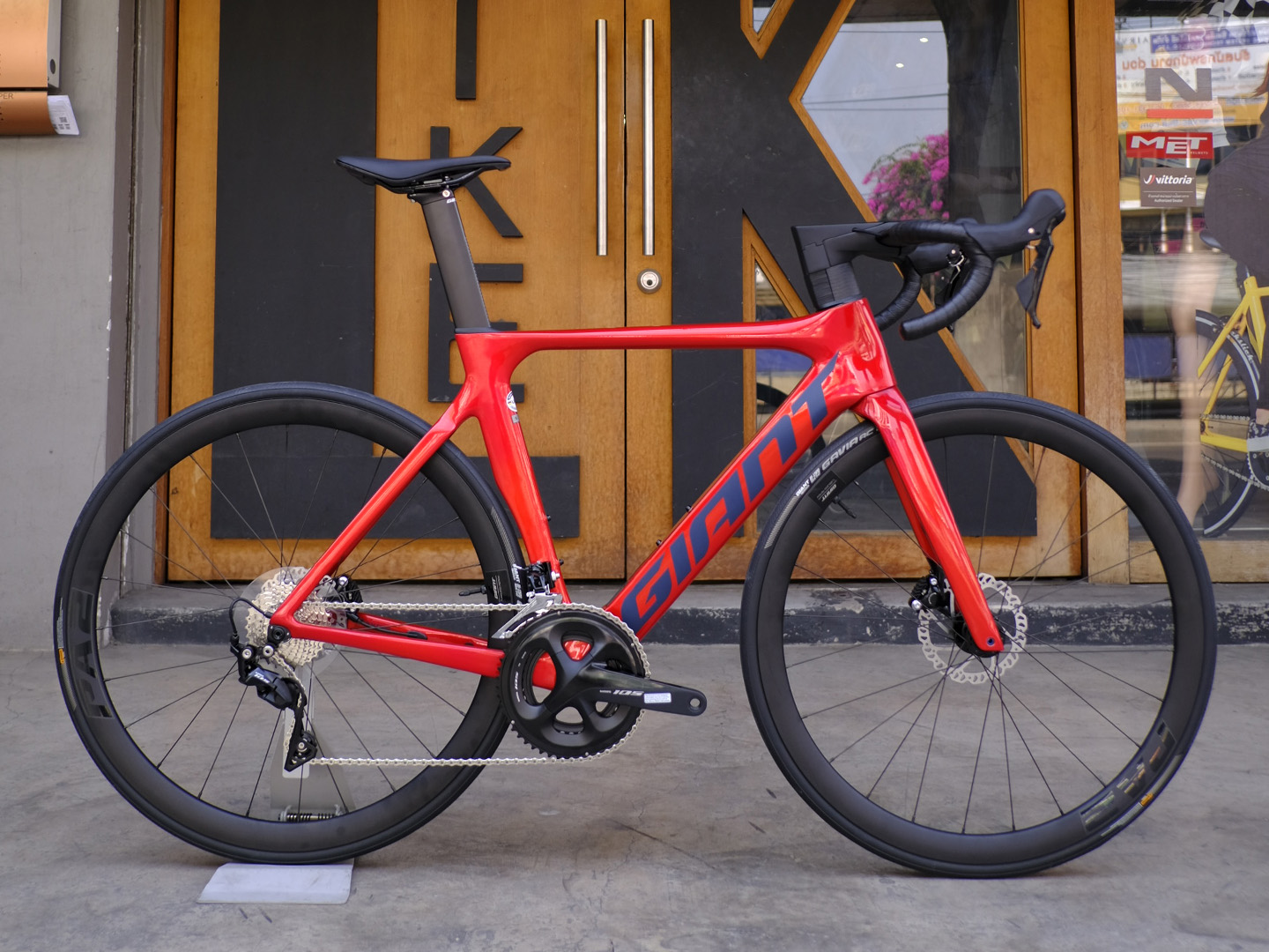 จักรยานเสือหมอบ GIANT PROPEL ADVANCED 2 DISC